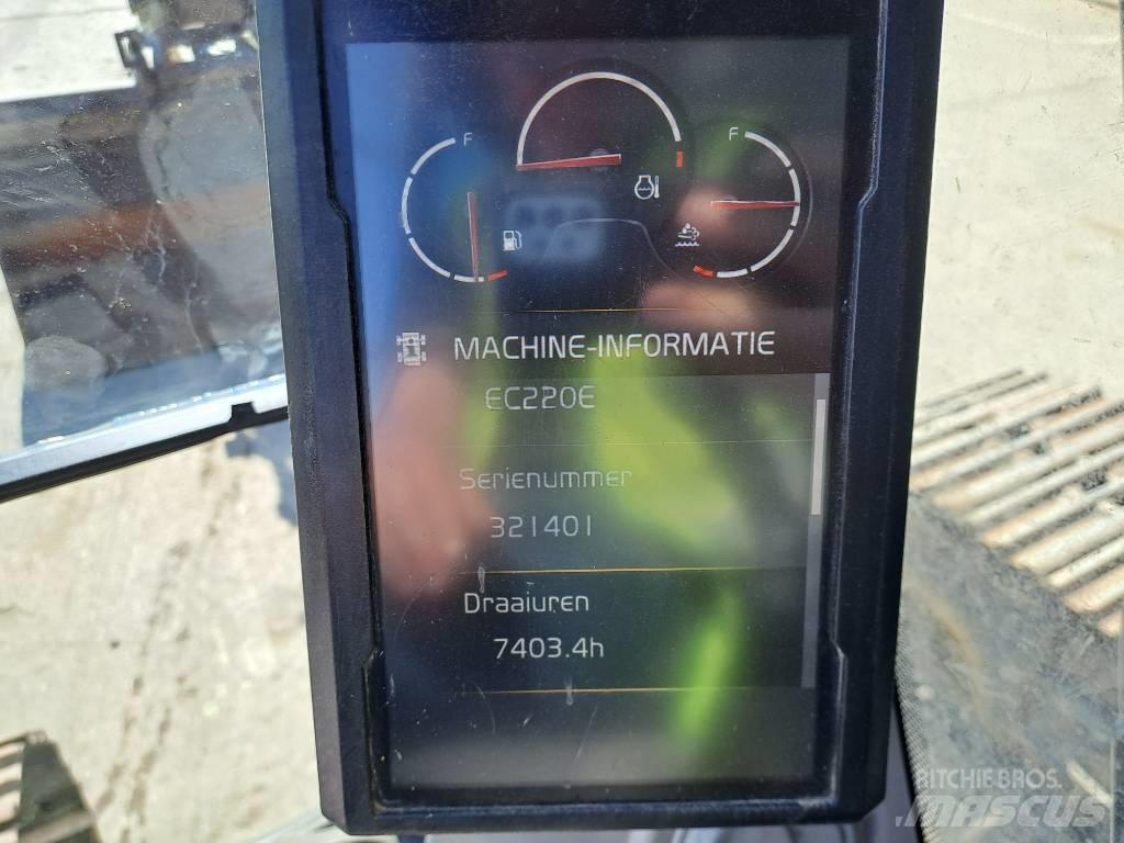 Volvo EC220EL Гусеничные экскаваторы