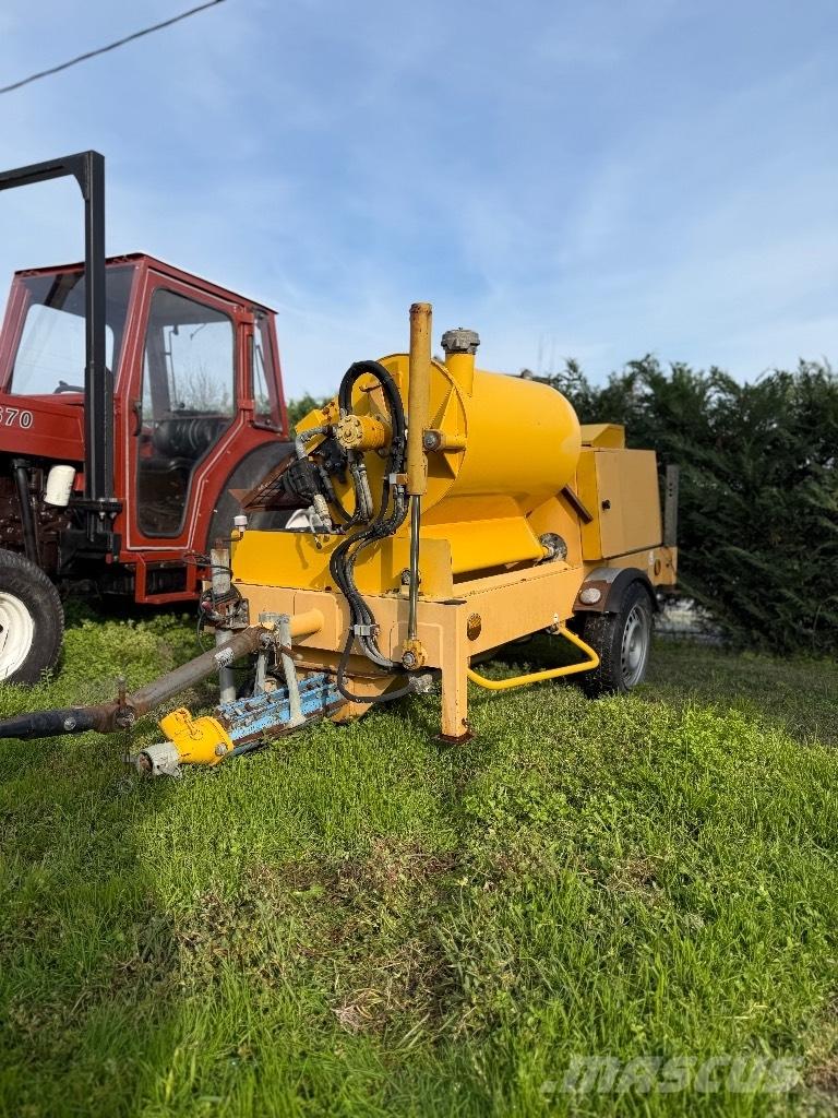 Bunker S28 Бетононасосы