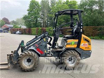 GiANT G2200E Мини-погрузчики