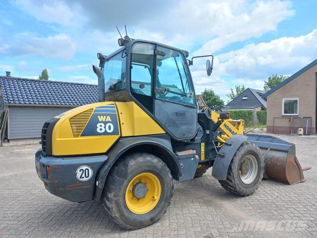 Komatsu WA 80-6 Фронтальные погрузчики