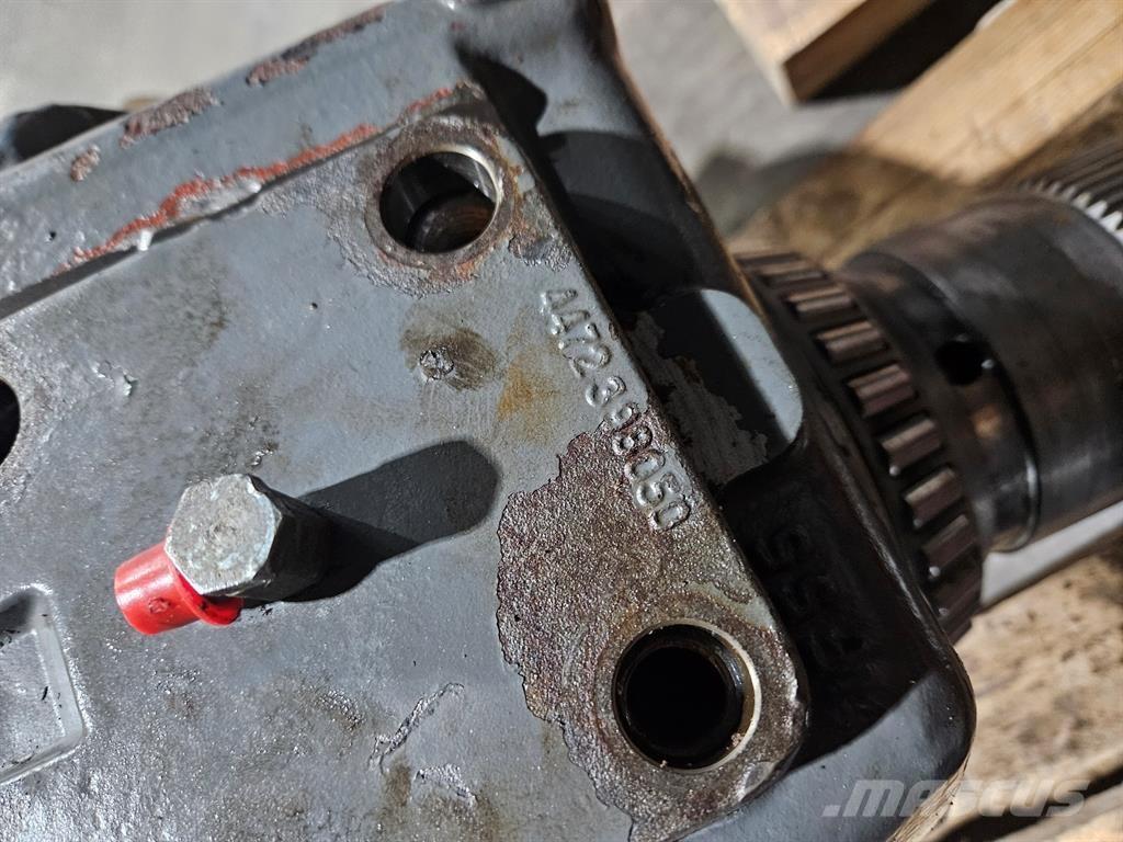 Liebherr 10472933 Оси