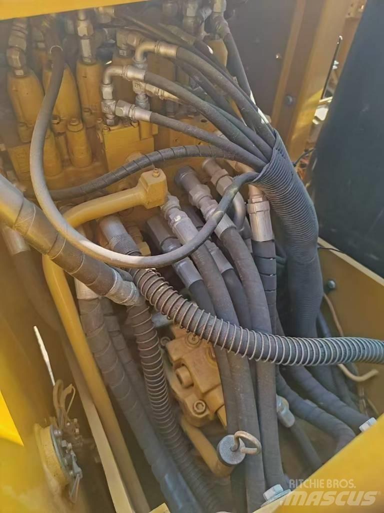 CAT 312 GC Гусеничные экскаваторы