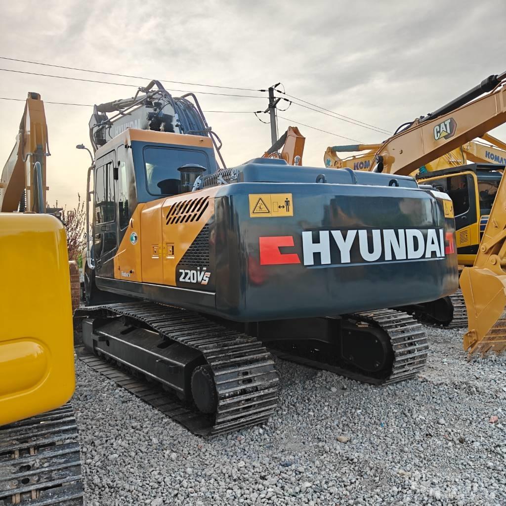 Hyundai 220VS Гусеничные экскаваторы