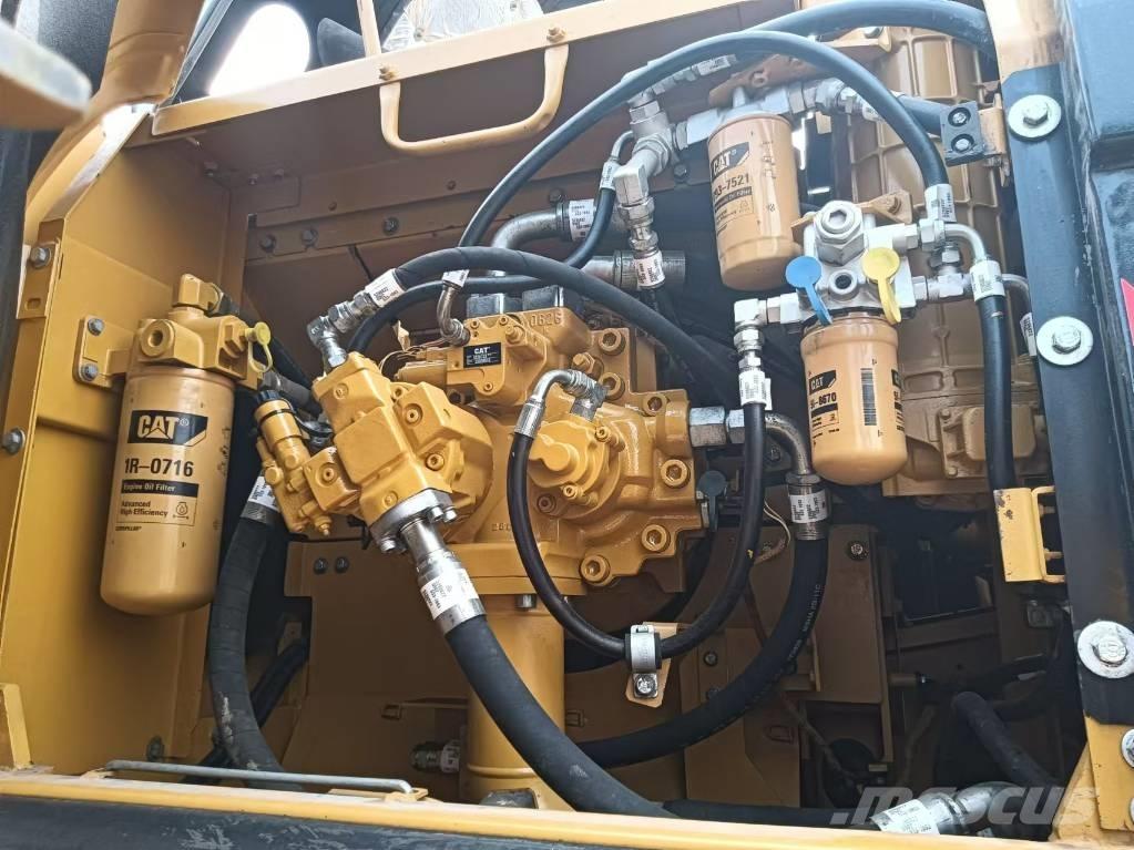 CAT 336 GC Гусеничные экскаваторы