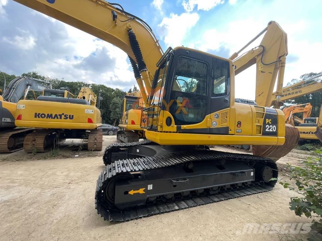 Komatsu PC 220-8 Гусеничные экскаваторы