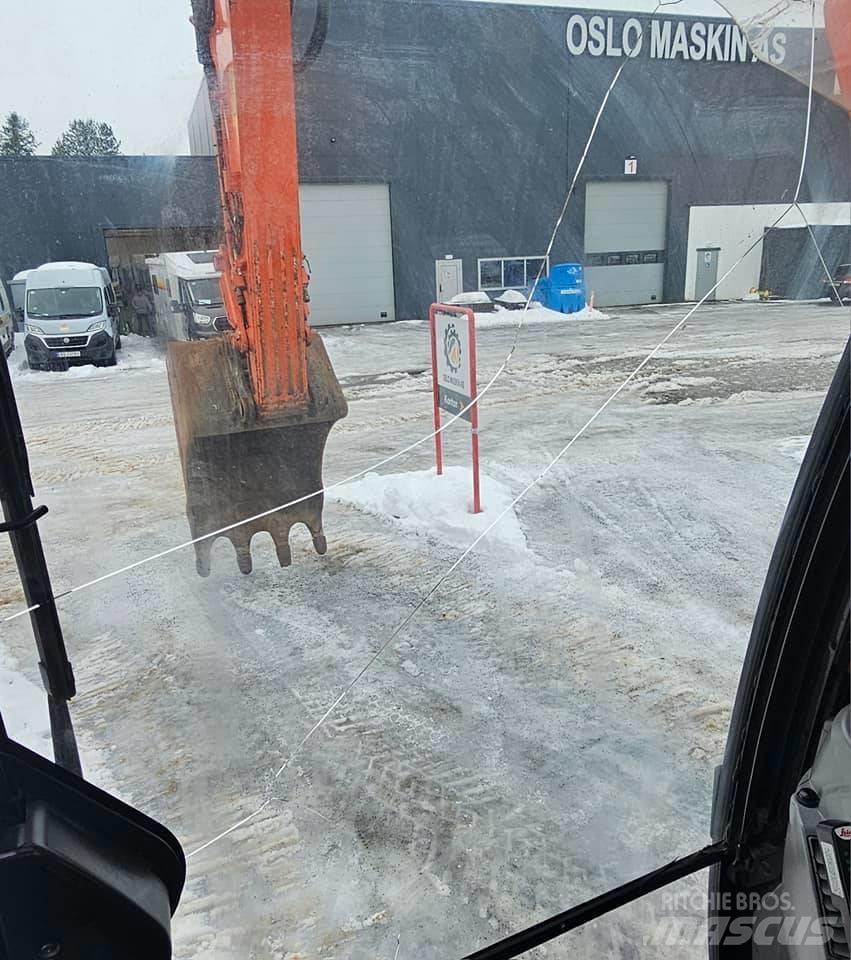 Hitachi ZX 300 LC-6 Гусеничные экскаваторы