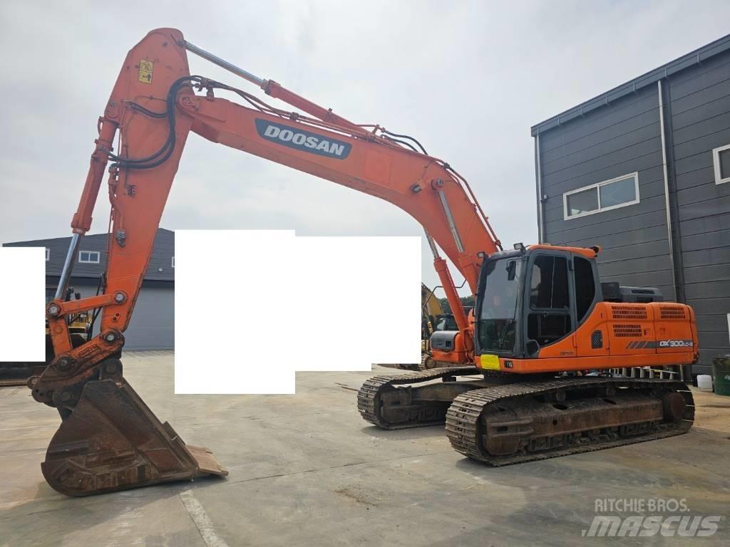 Doosan DX 300 LC-3 Гусеничные экскаваторы