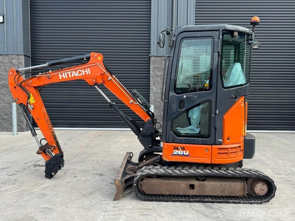 Hitachi ZX 26 U-6 cr Мини-экскаваторы