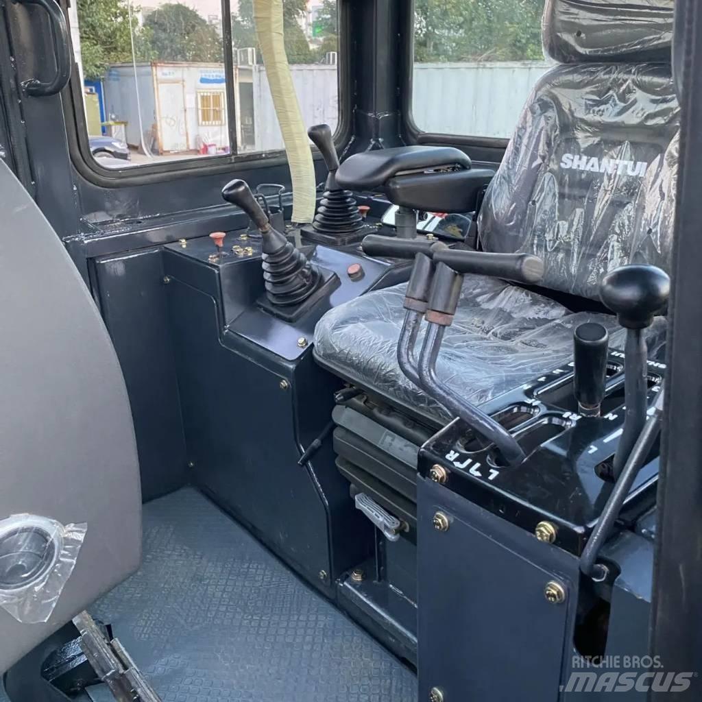 Shantui SD 22 Гусеничные бульдозеры