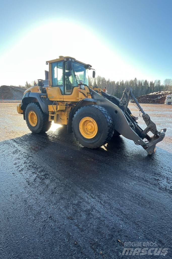 Volvo L 120 H Фронтальные погрузчики