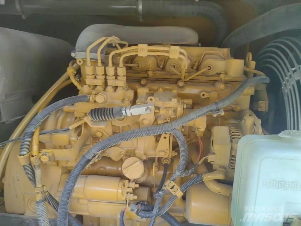 CAT 307 E2 Гусеничные экскаваторы