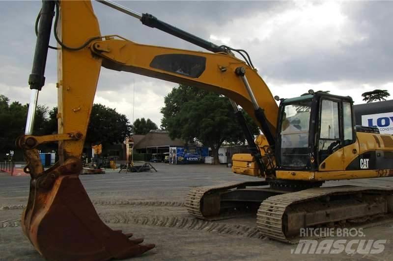 CAT 324D Мини-экскаваторы