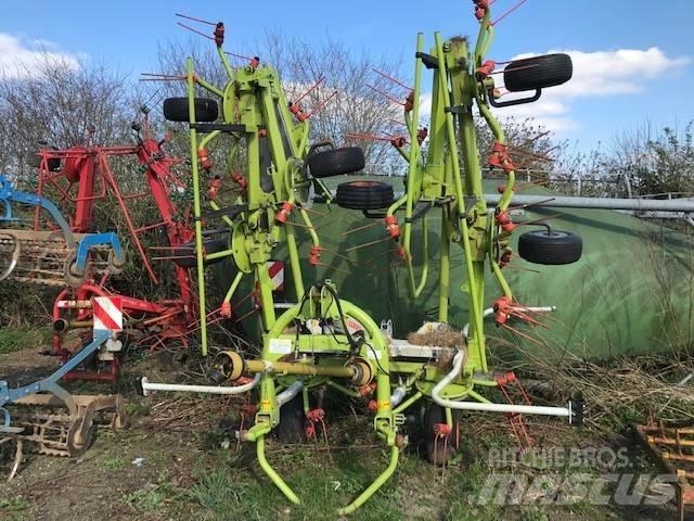 CLAAS Volto 900 Грабли-ворошилки