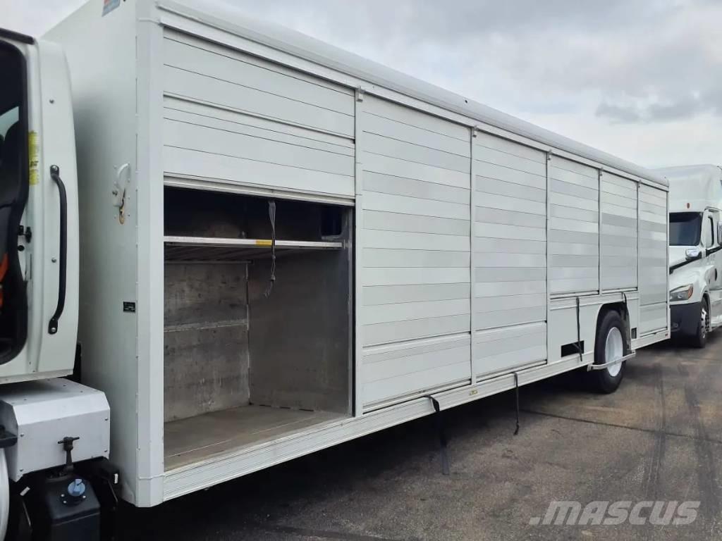 International 4300 Грузовики для доставки напитков
