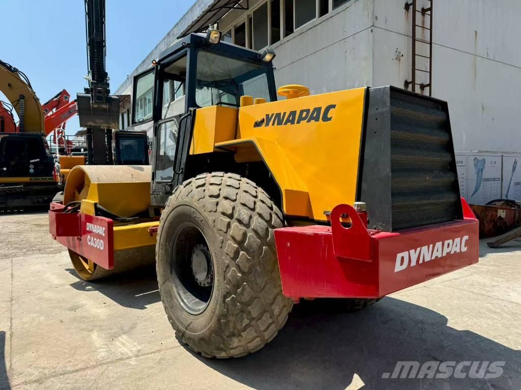 Dynapac CA 30 D Грунтовые катки