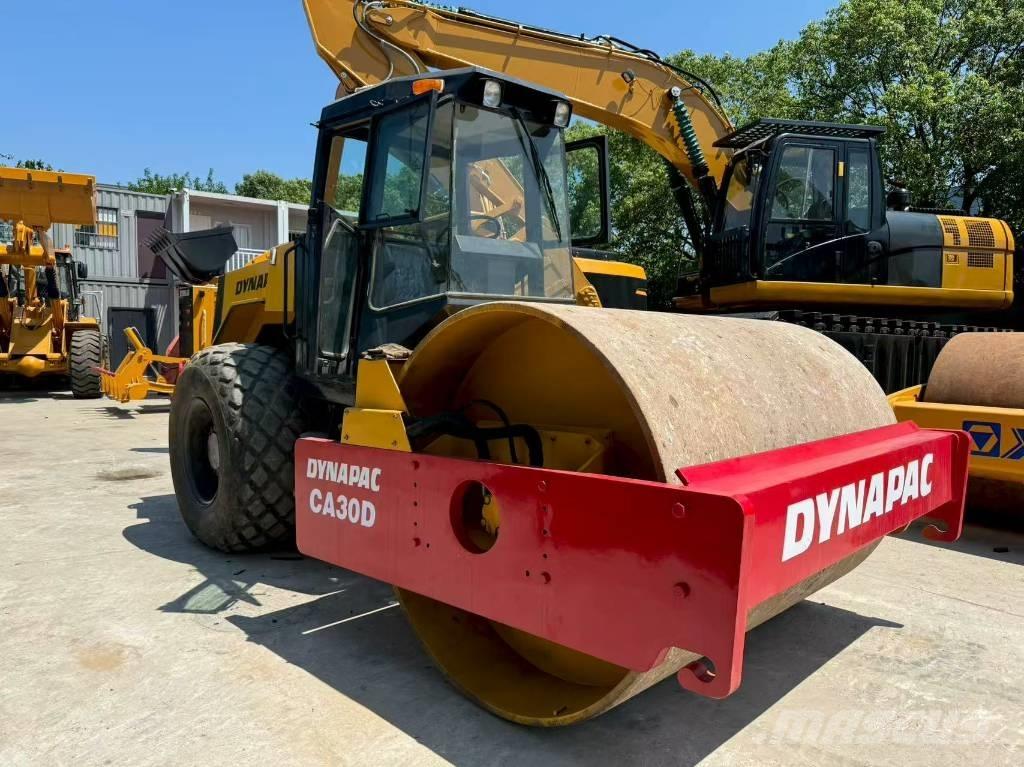 Dynapac CA 30 D Грунтовые катки