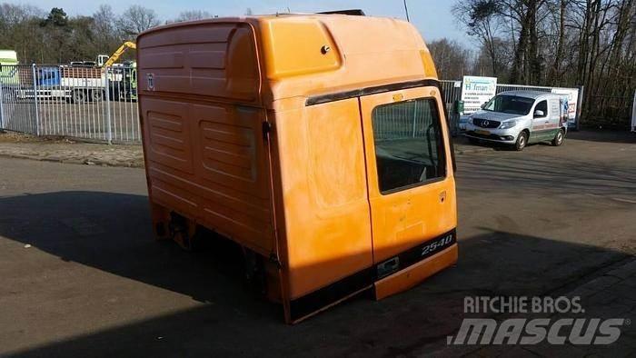 Mercedes-Benz 2540 Коммерческий транспорт - Другие
