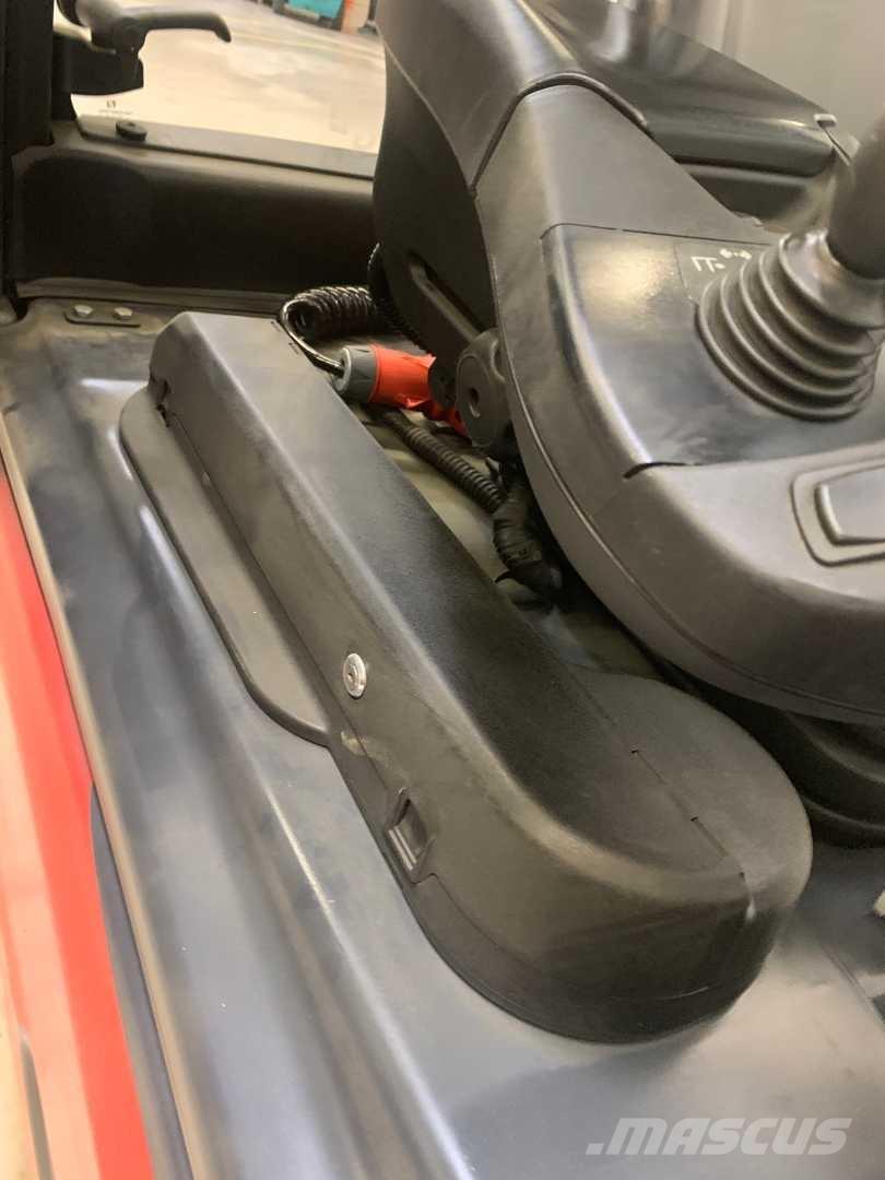 Linde E20L Электропогрузчики