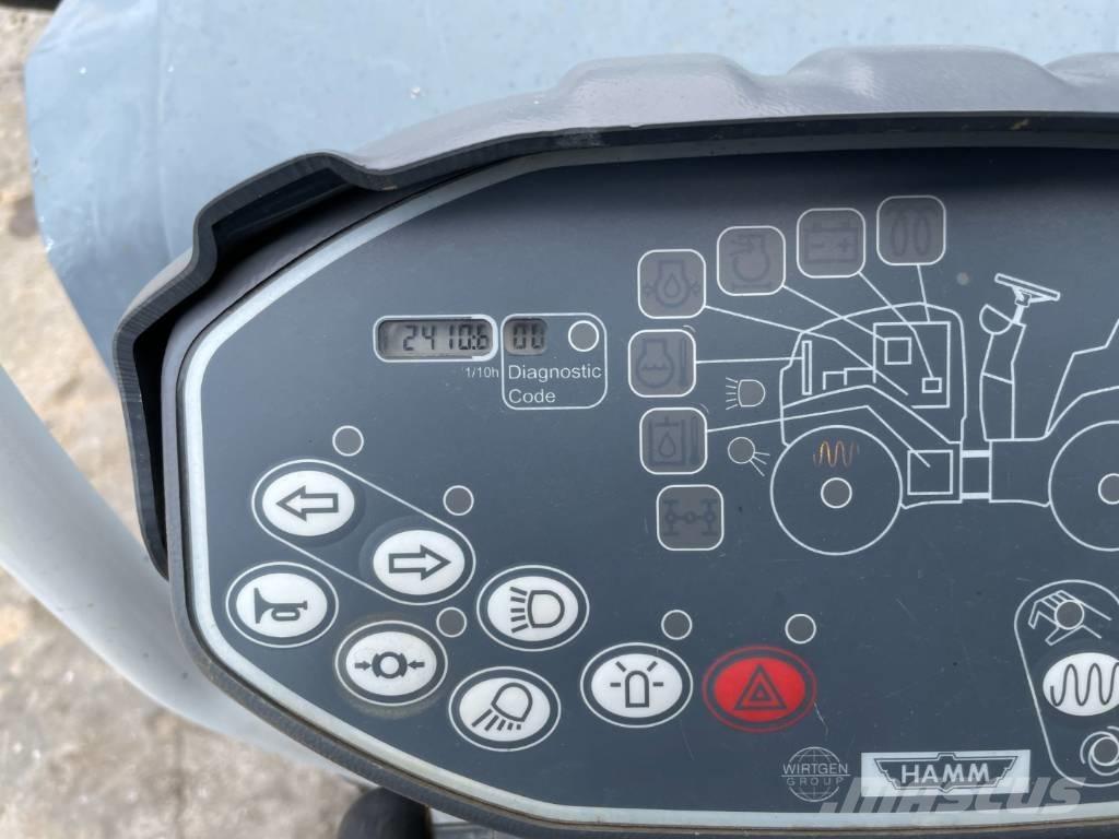 Hamm HD 12 VV Катки тротуарные