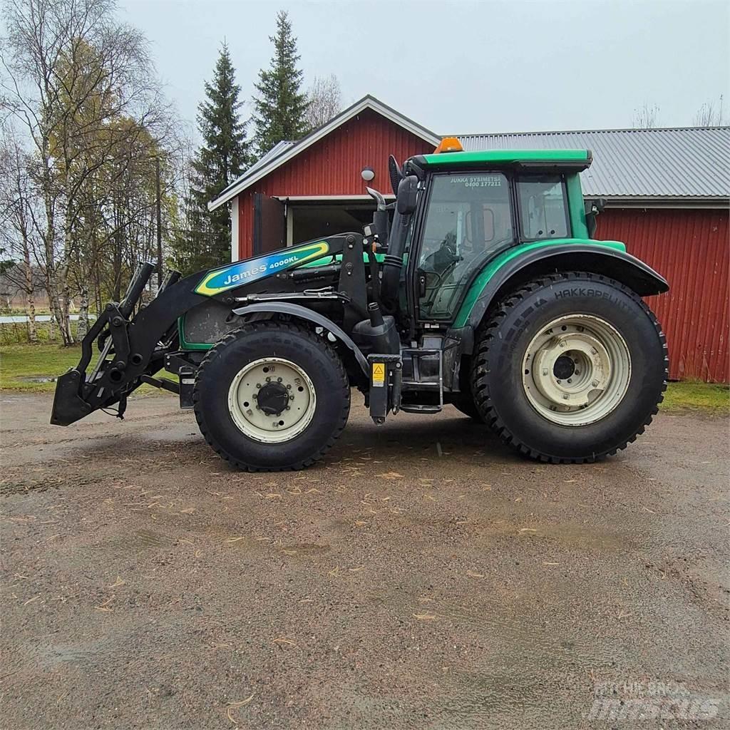 Valtra T182 Versu Трактора
