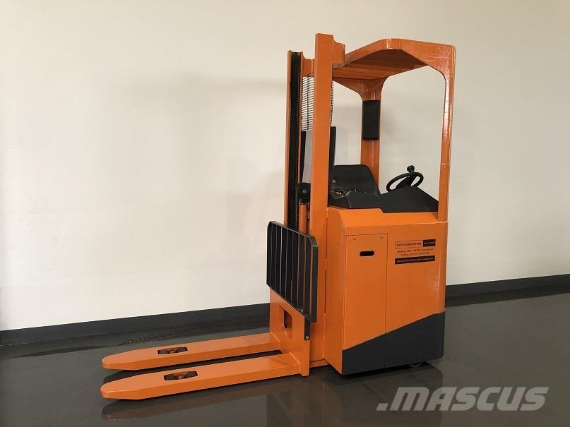 Samag ELF01 Самоходные электроштабелёры