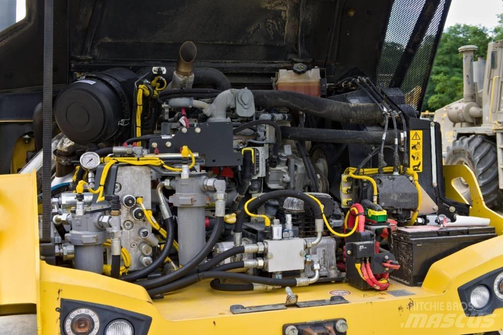 Bomag BW 28 RH Пневматические катки