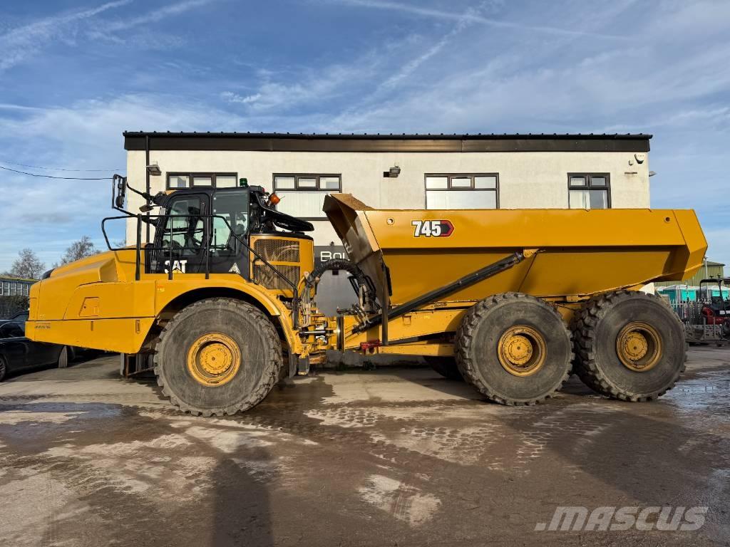 CAT 745 Шарнирно-сочленённые самосвалы