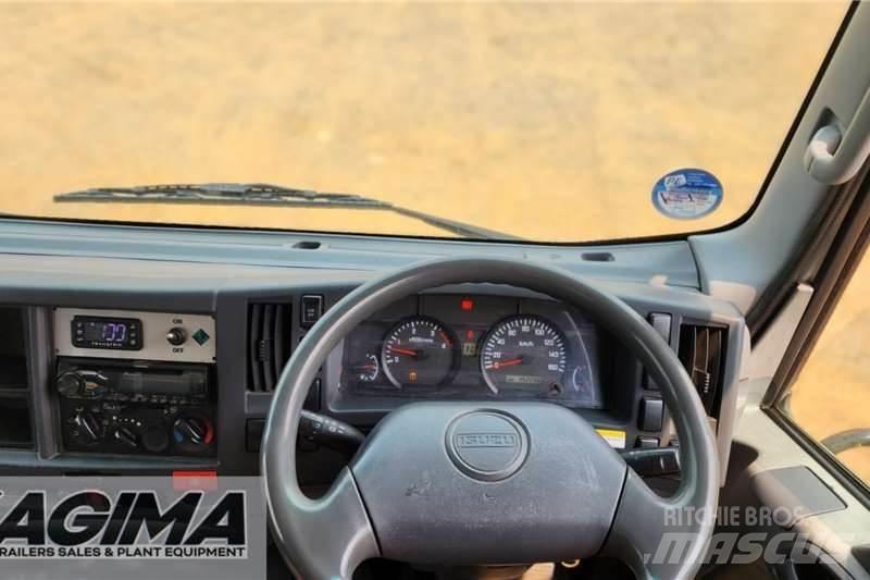 Isuzu NQR500 Amt Специальные грузовики