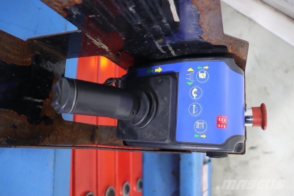 Mantall XE140W Ножничные подъемники