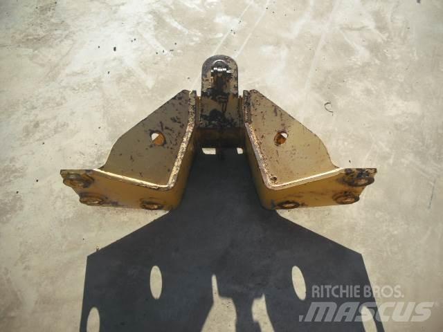 Komatsu D65EX PX Гусеничные бульдозеры