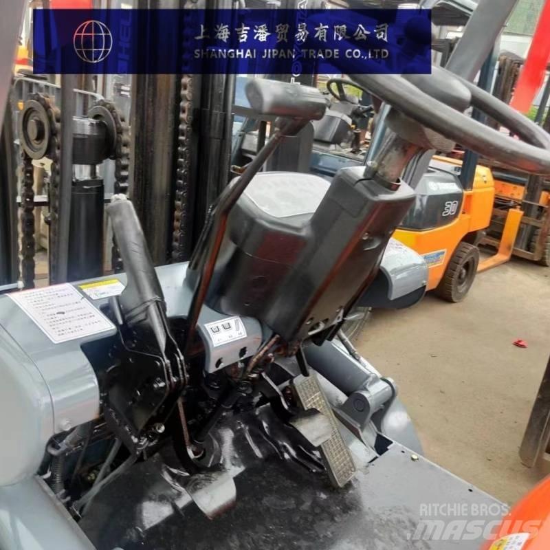 Toyota 6 F Дизельные погрузчики