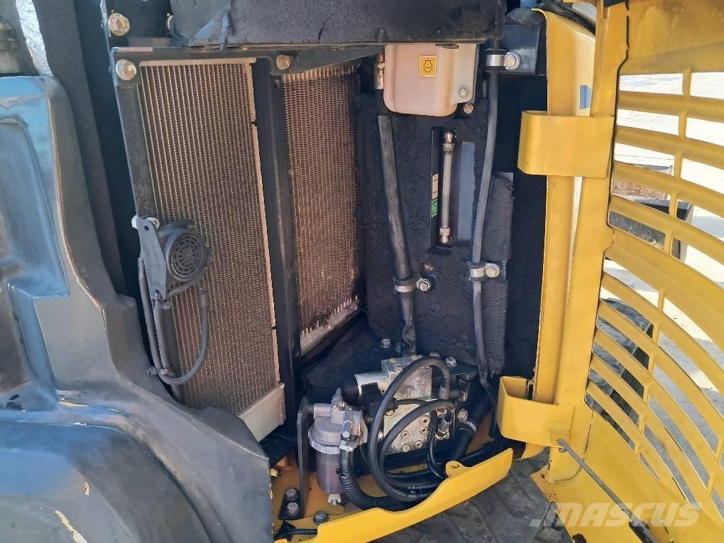 Komatsu PC50MR-2 Мини-экскаваторы