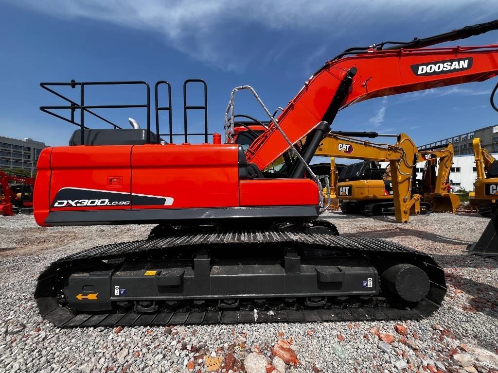 Doosan DX 300 LC-9C Гусеничные экскаваторы