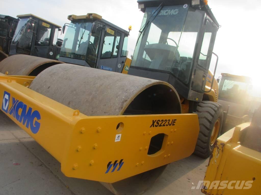 XCMG XS 223 J Грунтовые катки