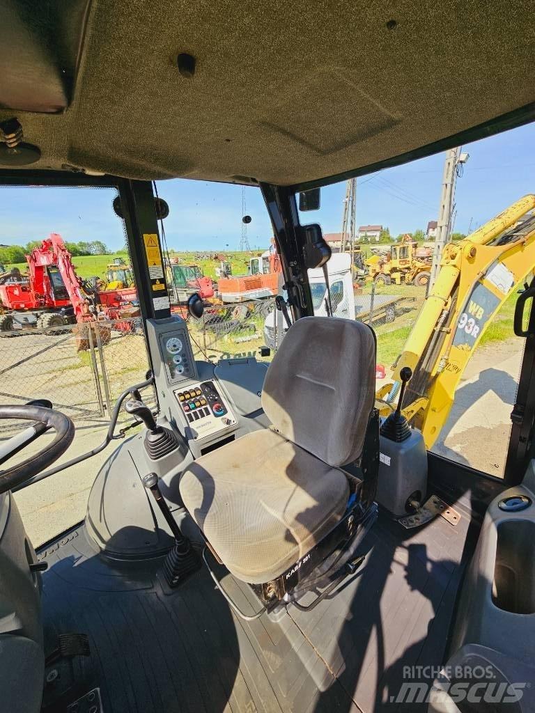 Komatsu WB 93 R Экскаваторы-погрузчики