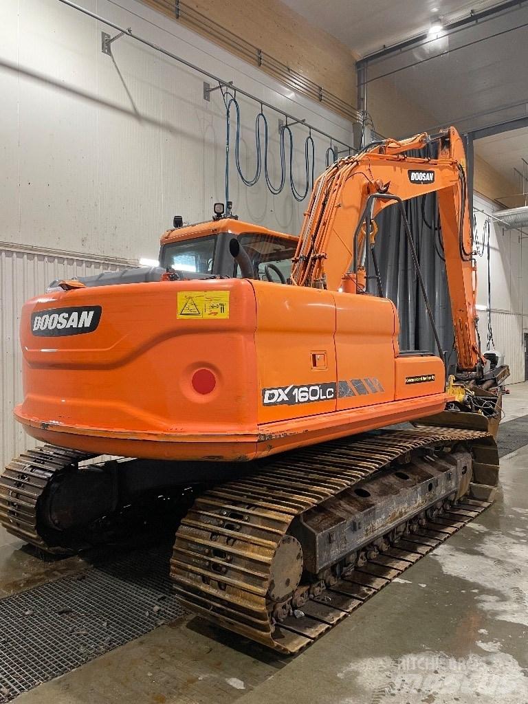 Doosan DX 160 Гусеничные экскаваторы