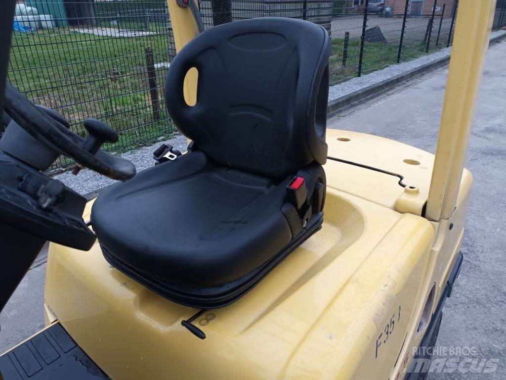 Hyster H2.5FT Дизельные погрузчики