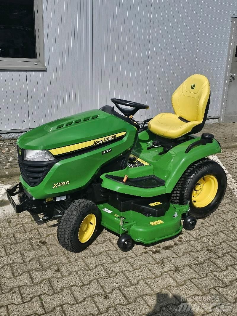John Deere X590 Роторные косилки