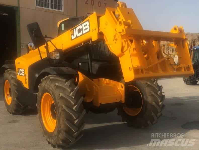 JCB 531-70 Сельскохозяйственные телескопические погрузчики