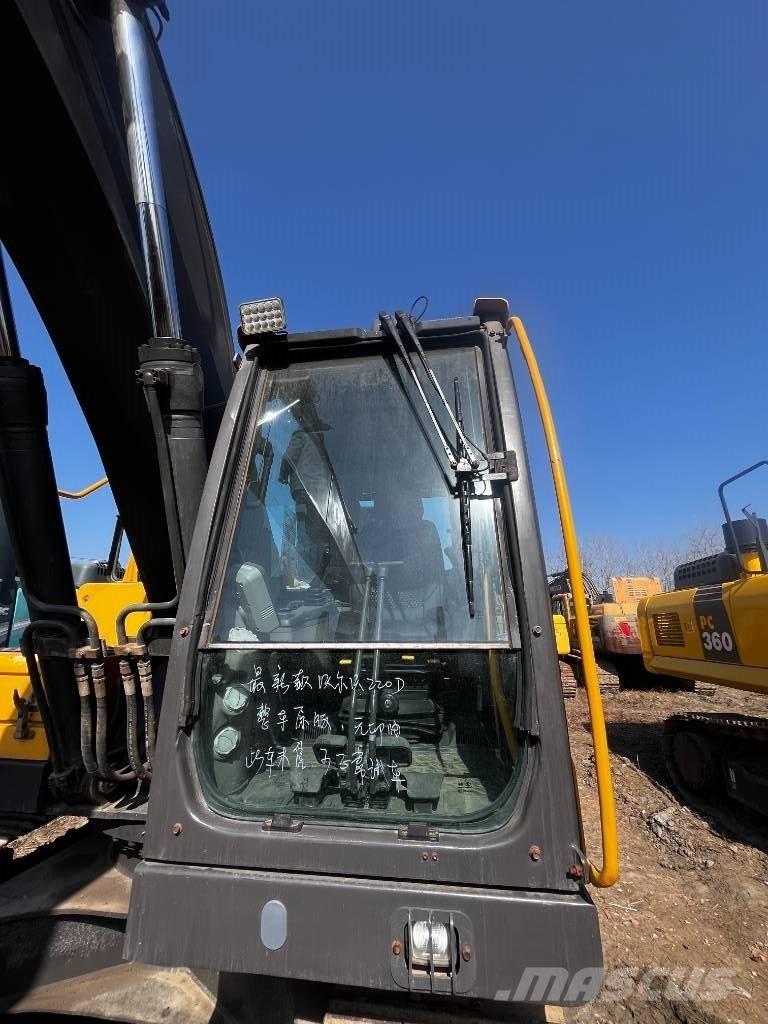 Volvo EC 220 Гусеничные экскаваторы