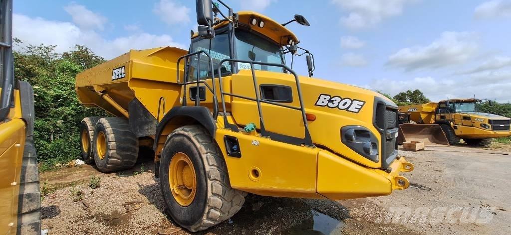 Bell B 30 E Шарнирно-сочленённые самосвалы