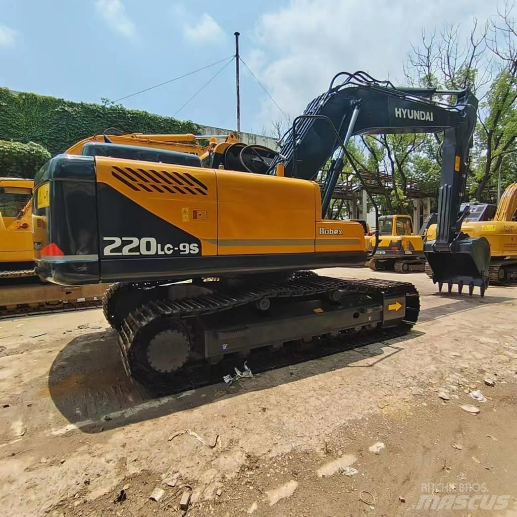 Hyundai 220-9s Гусеничные экскаваторы