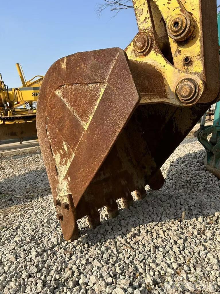 Komatsu PC70 Гусеничные экскаваторы