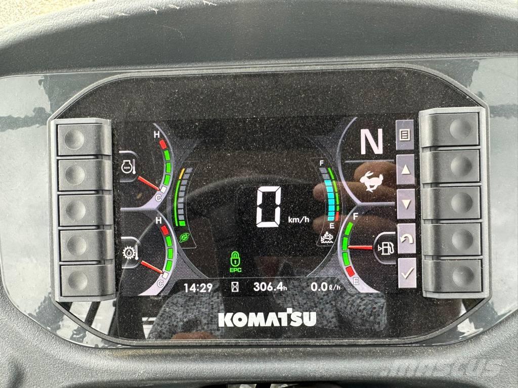 Komatsu WA 100 Фронтальные погрузчики