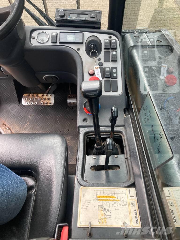 JCB TLT 35D 4x4 Телескопические погрузчики