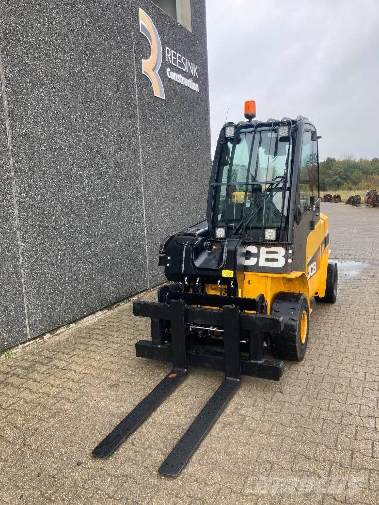 JCB TLT 35D 4x4 Телескопические погрузчики