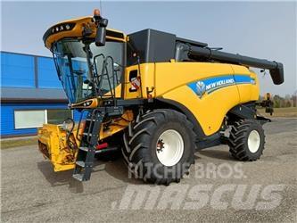 New Holland CX 8.85 Зерноуборочные комбайны