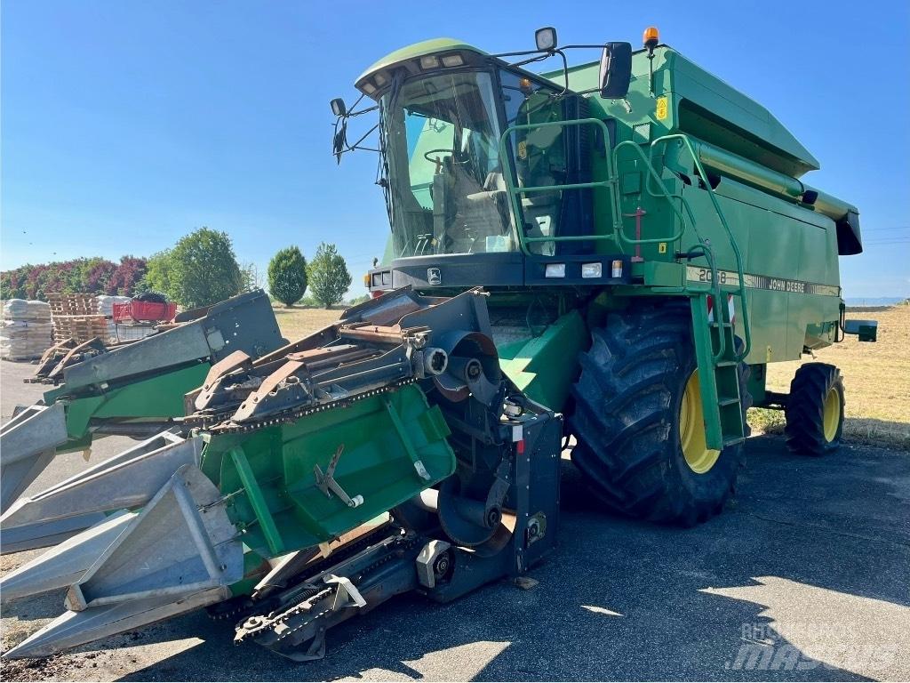 John Deere 2058 Зерноуборочные комбайны
