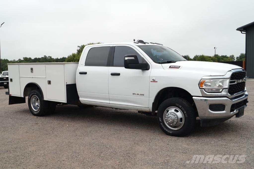 RAM 3500 SLT Бортовые фургоны