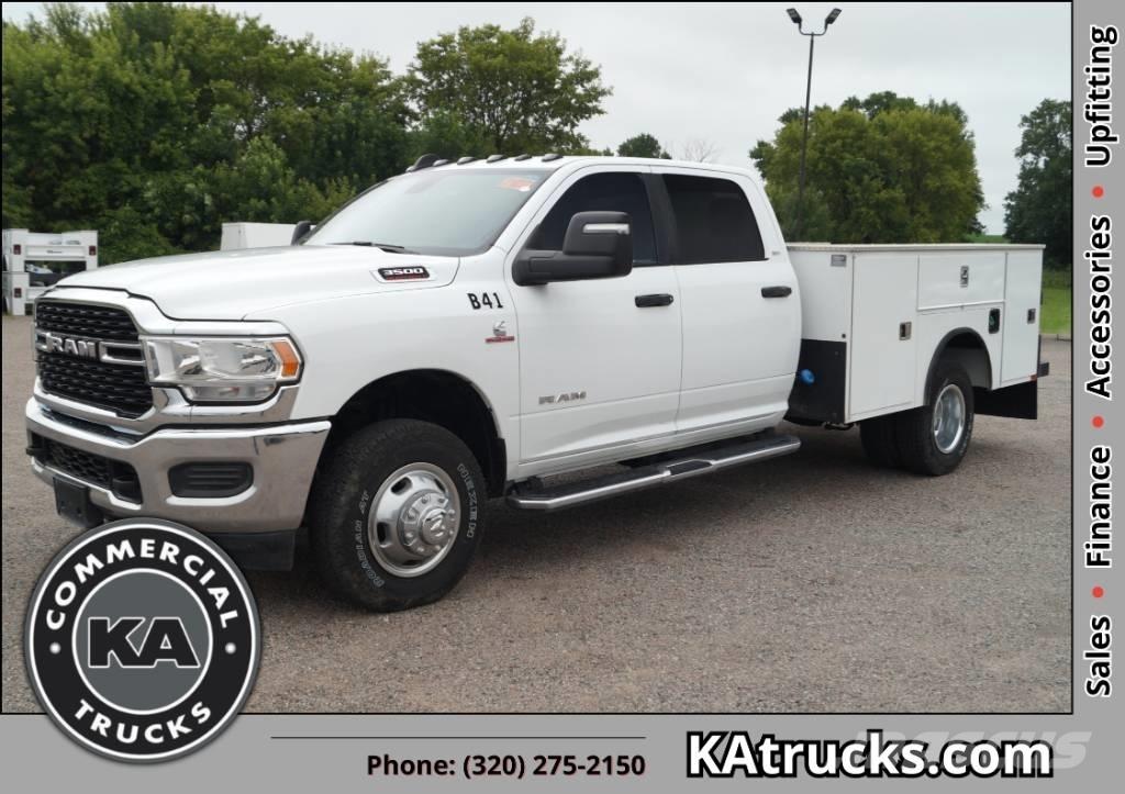 RAM 3500 SLT Бортовые фургоны